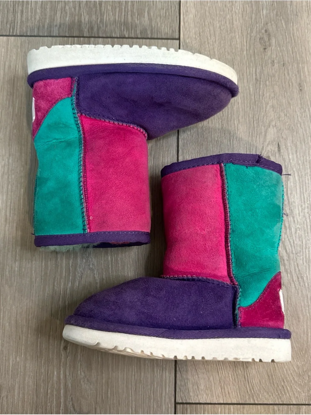 Uggs Girl’s Size 8 (toddler) 3151T Classic Patchwork Color Block Suede Boots